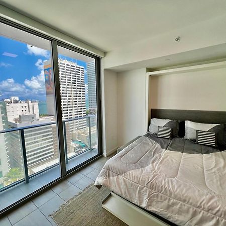 Spacious Studio In The Heart Of Downtown Miami Apartment Bagian luar foto